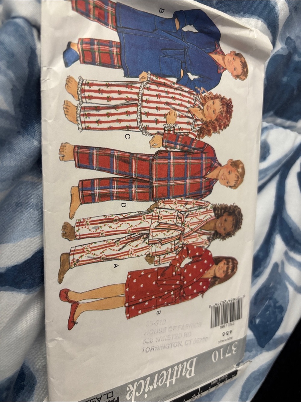 Butterick 3710 vintage children's sewing pattern for robes, pajamas, and belts
